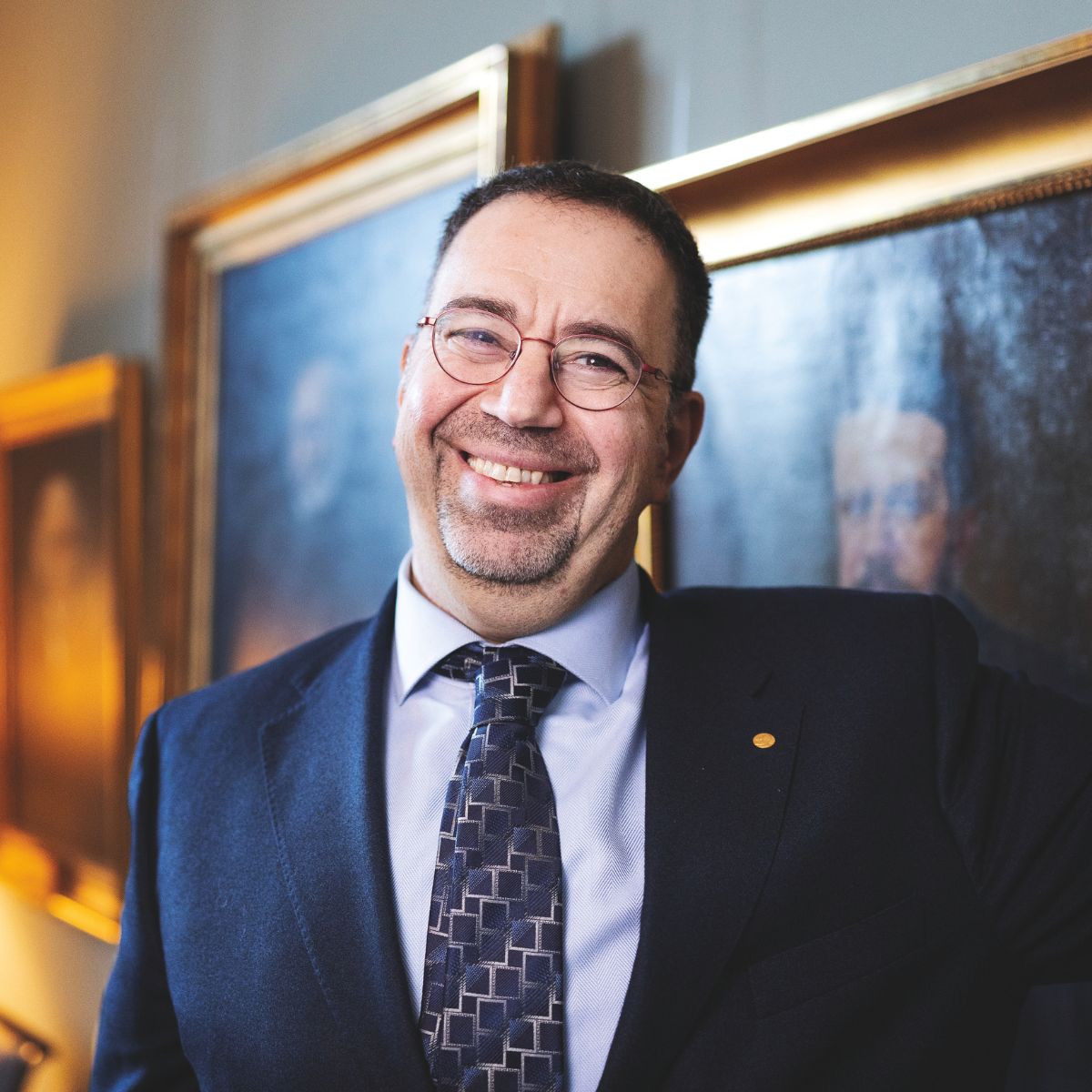 «Tengo curiosidad por saber qué destruirá a la humanidad: la inteligencia artificial o la estupidez de Trump»